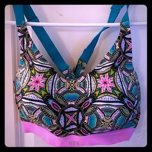 Victoria secret sports bra
